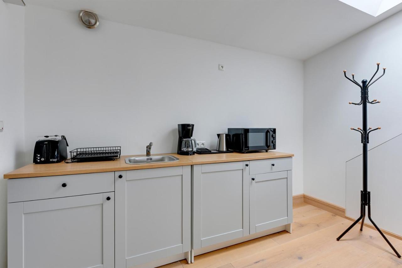 Historical Townhouse By Blue Mandarin Apartment กดัญสก์ ภายนอก รูปภาพ
