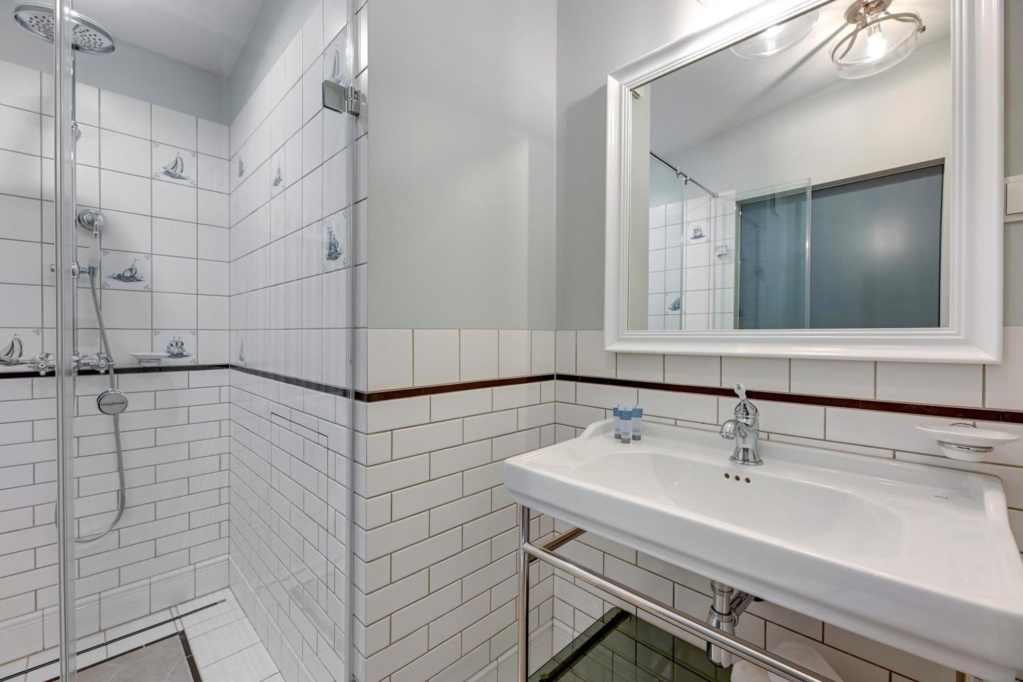 Historical Townhouse By Blue Mandarin Apartment กดัญสก์ ภายนอก รูปภาพ